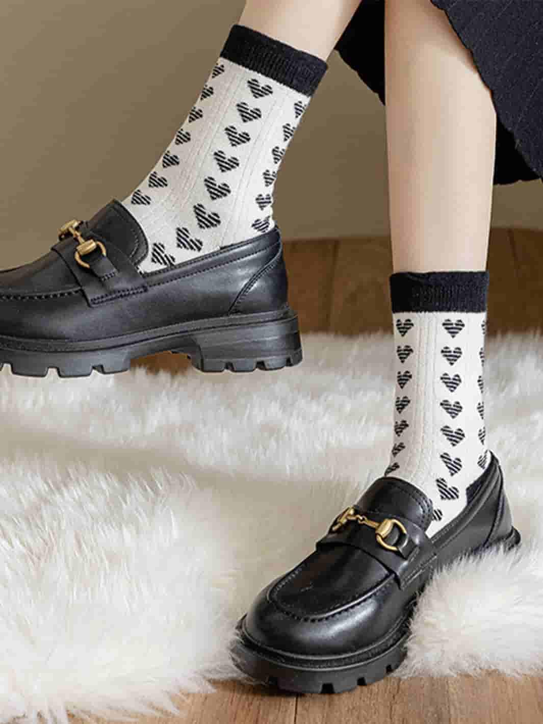 Black and white simple socks