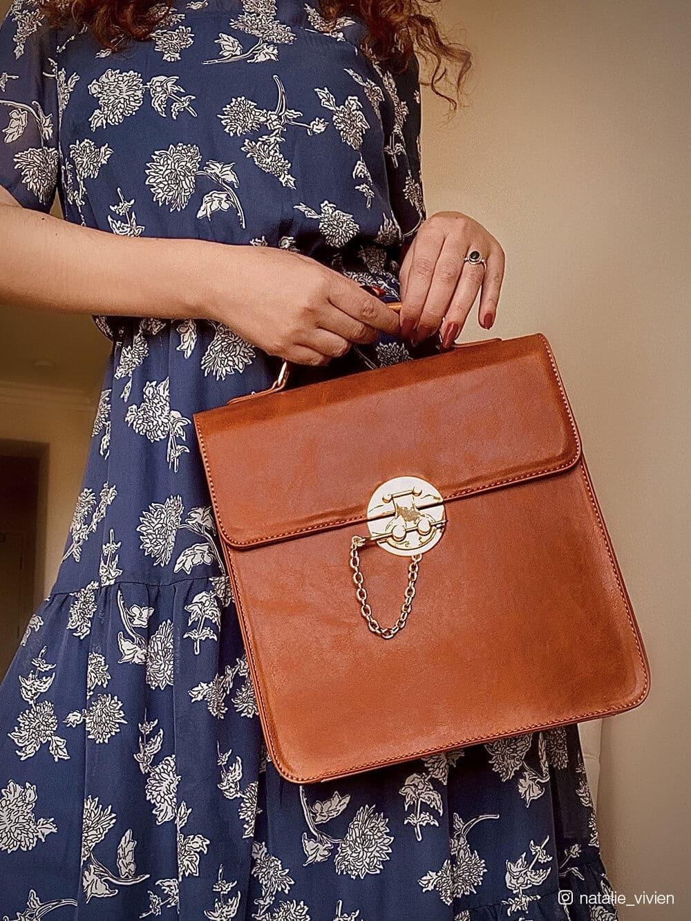 Cornelia - Vintage Small Flap Backpack - Brown