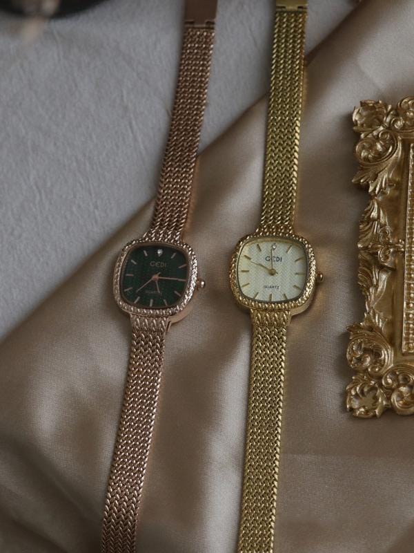 Luxury retro watch