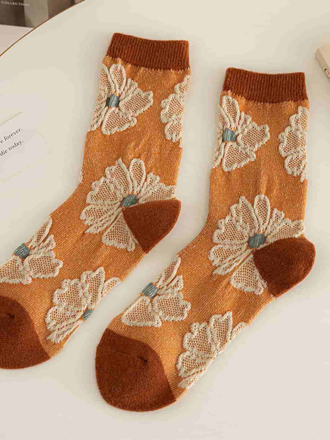 Floral vintage socks